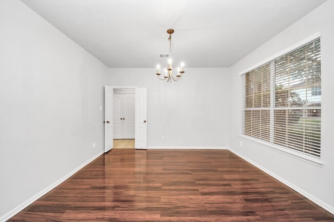 Photo - 2906 Windysage Ct