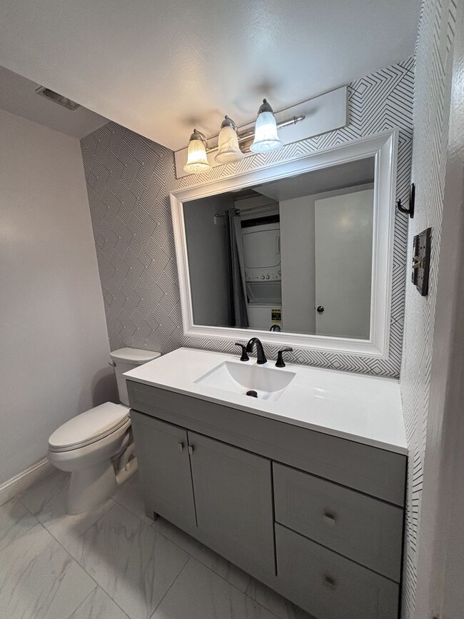 2643 Southbury Cir