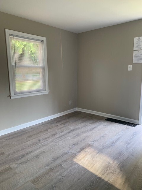 Photo - 707 Clarendon Pl