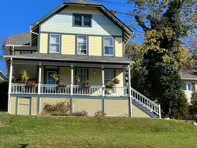 Photo - 94 Bayview Ave House