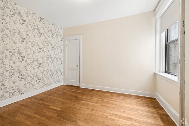 1BR, 1BA - 500SF - Bedroom