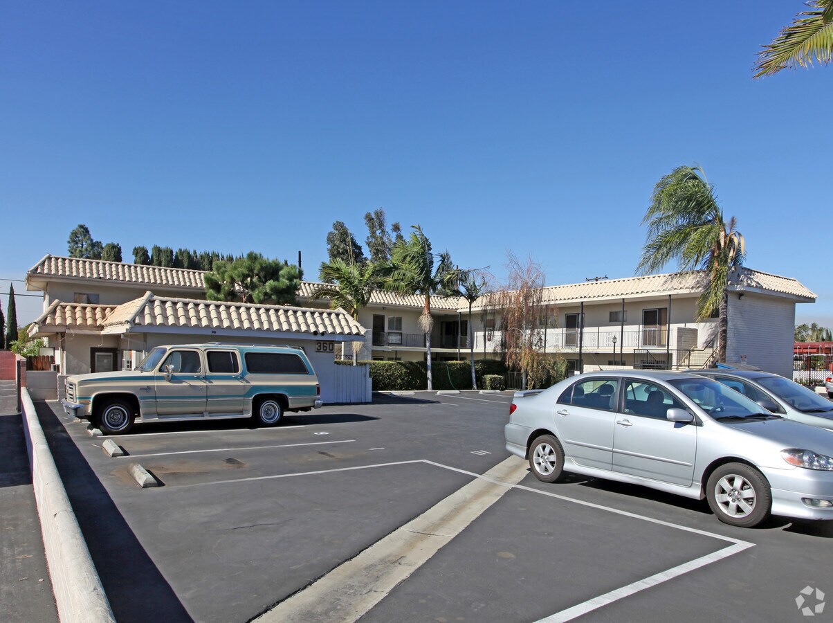Photo - Winfield Apartments
