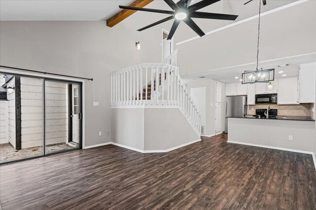 Photo - 1748 Ohlen Rd