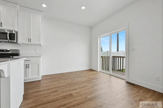 Photo - 367 Eliza Joy Ln