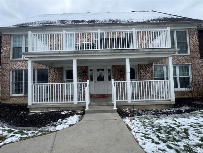 Photo - 95 Carriage Dr