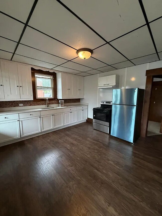 35 Summer St Unit 1