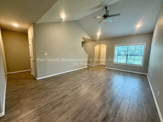 Photo - 9919 Landry Dr