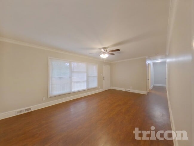 Photo - 1141 Dooley Dr