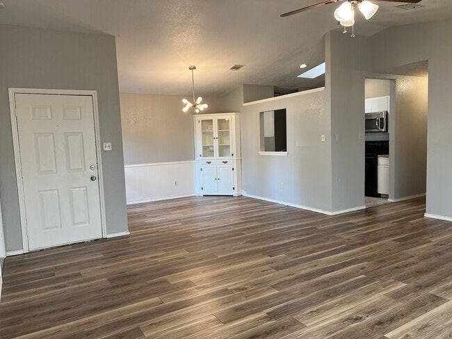 Photo - 759 Meadowcreek Ct