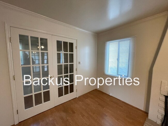 Photo - 249 Geil St Unit B