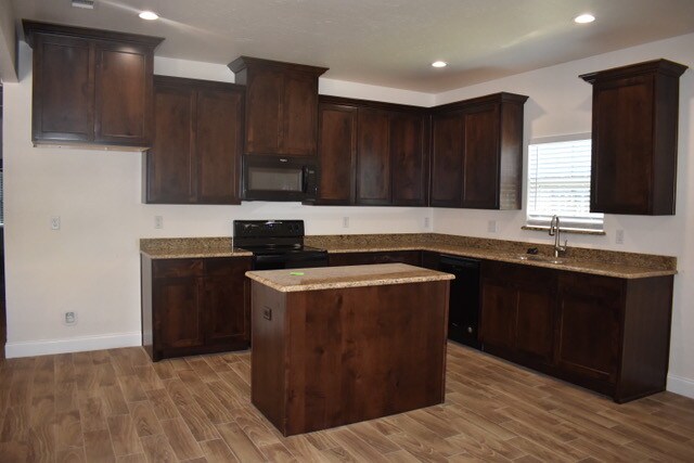 Photo - 1213 Hemphill St