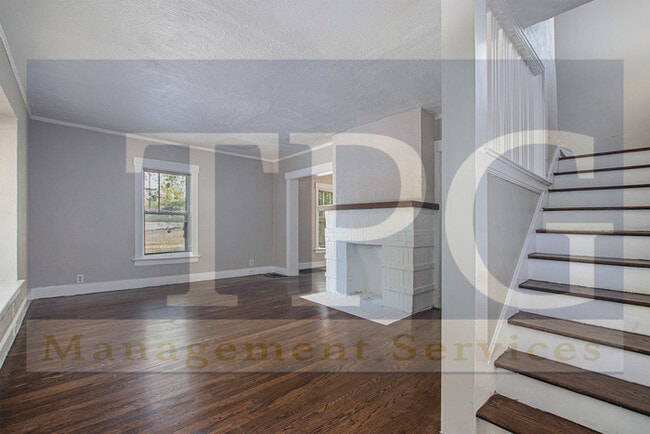 Photo - Renovated Home Nearby to KCMO Plaza