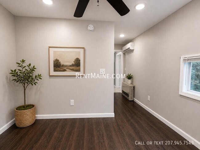 Photo - 126 Western Ave Unidad B