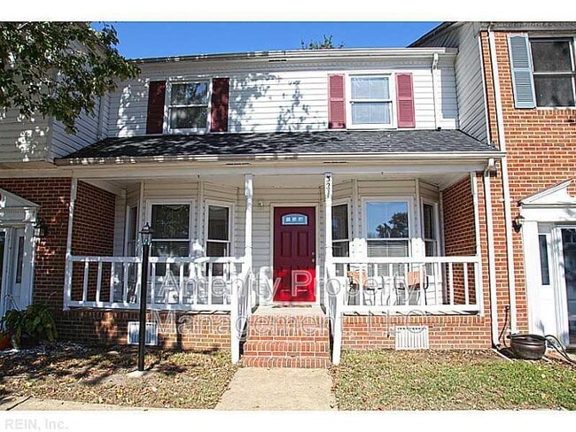 Photo - 32 Wainwright Dr