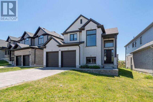 Photo - 1011 Riverbend Rd
