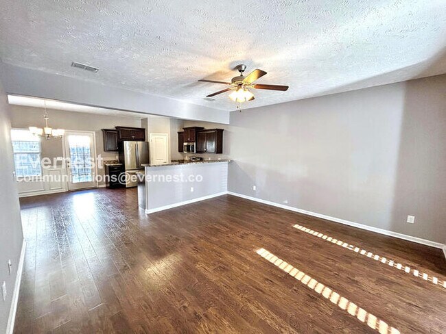 Photo - 5336 Dan Post Wy