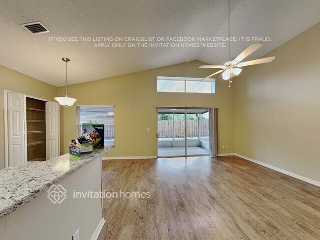 Photo - 13768 Meadowpark Ave