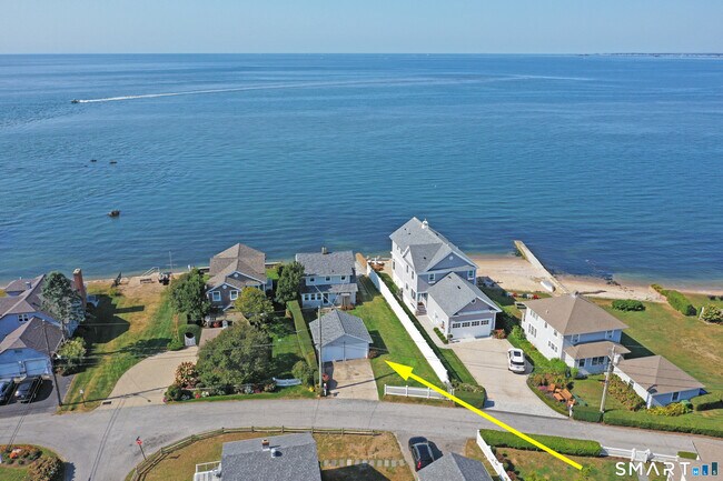 23 W Shore Dr