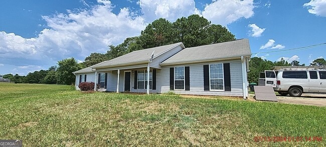 Photo - 311 Snapping Shoals Rd Casa
