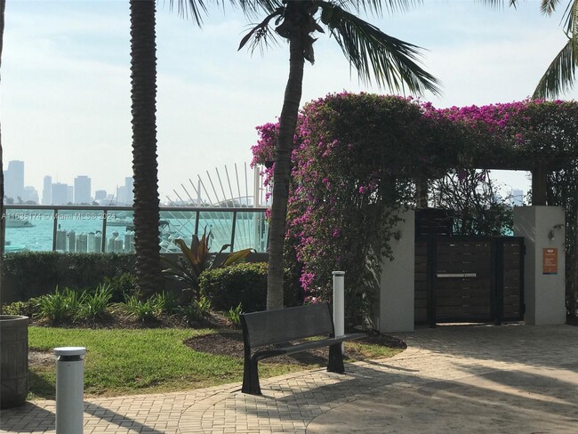 Photo - 1500 Bay Rd Unit 522S