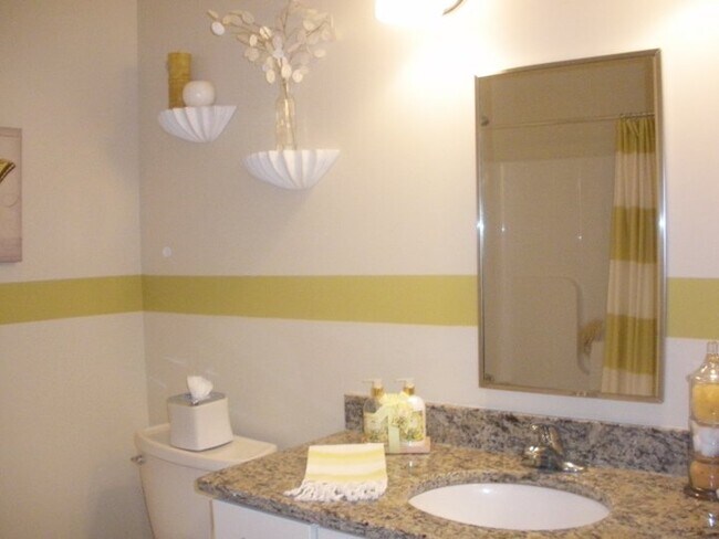Photo - 363-399 Rantoul Street-#363 Unidad #363