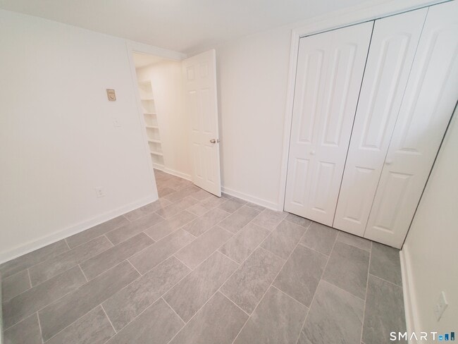 Photo - 47 Lindale St Unit B