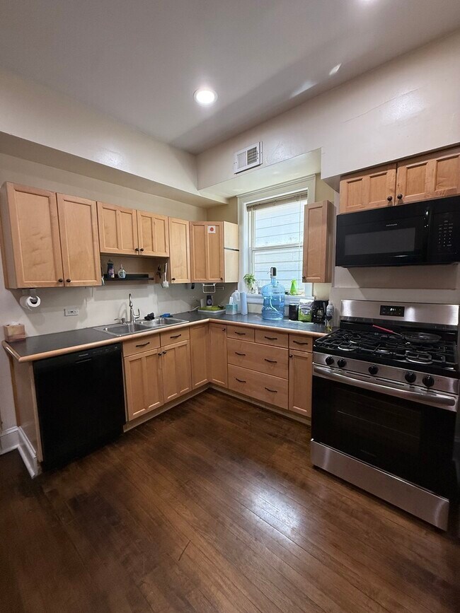 Photo - 3252 W Crystal St Unit 2