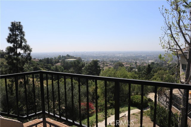 4310 E Terra Vista Ln