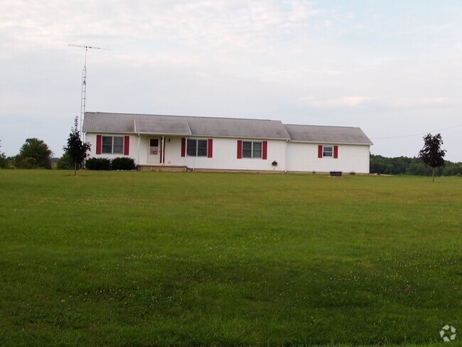 Building Photo - 9790 Beecher Rd Rental