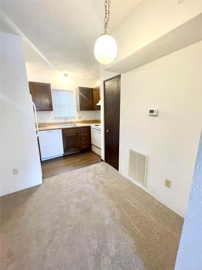 Photo - 147 Ashley Dr