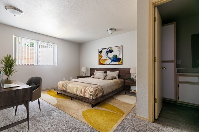 Overlook Pointe Apartments