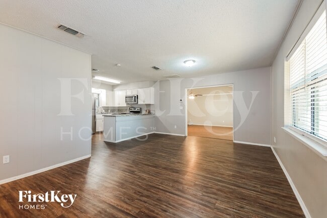 Photo - 2813 Silver Meadow Ln