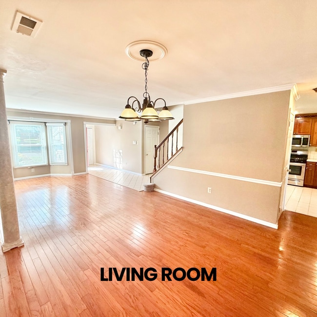 16 Martin Ct