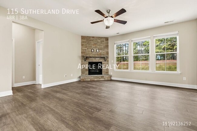 Photo - 115 Sutherland Dr