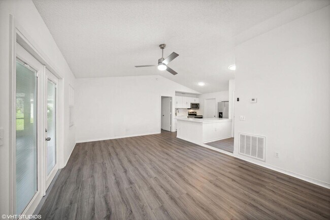 Photo - 3438 SW Martin St