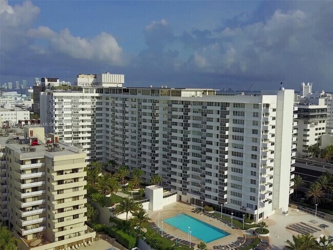 Building Photo - 100 Lincoln Rd Unit 1601 Rental