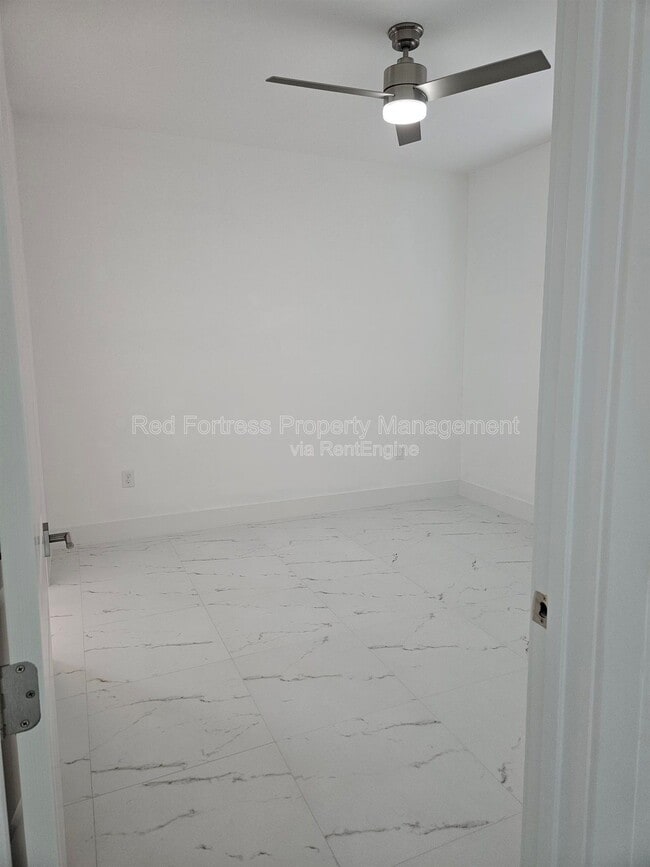 Photo - 5148 Centennial Blvd