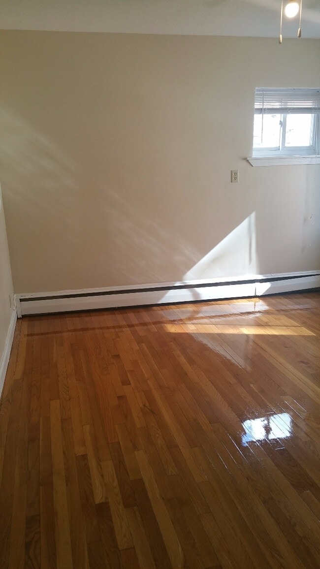 Photo - 2018 Commonwealth Ave Unidad 1