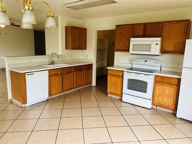 Photo - 703 Riverway Ln