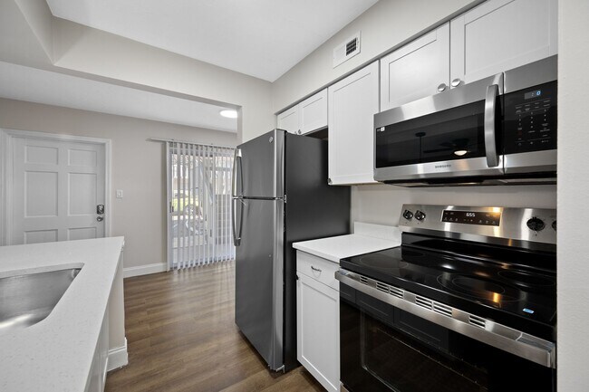 Photo - Breezy Palms