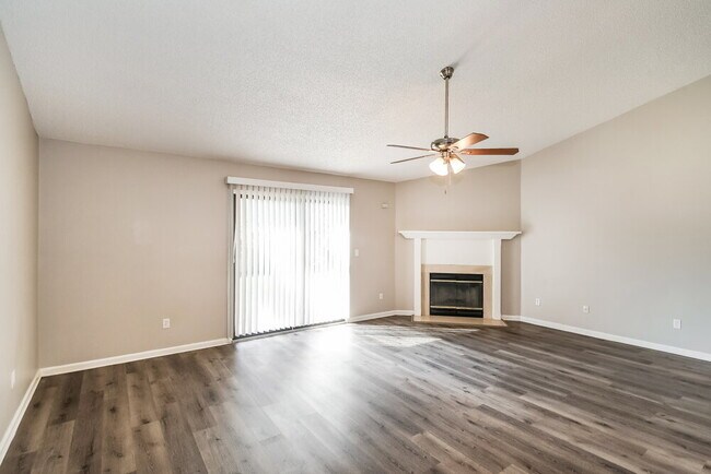 Photo - 596 Artesian Ln