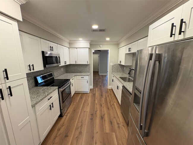 Building Photo - 14321 Still Meadow Dr