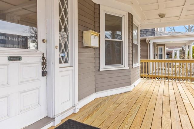 Photo - 242 Waterman St