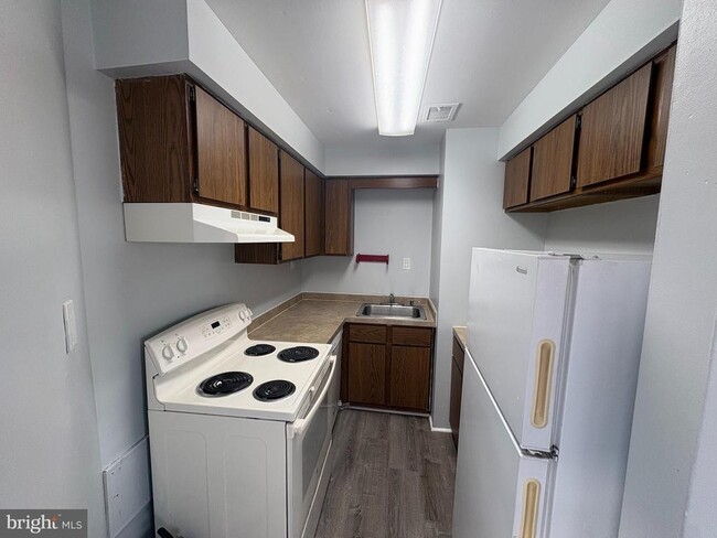 Photo - 7900 Frankford Ave Unit 6