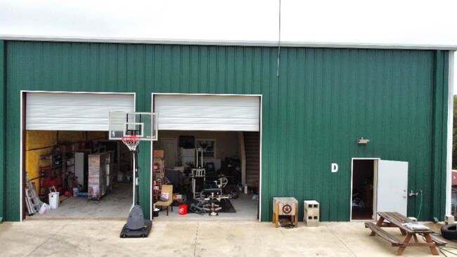 Photo - 10107 Signal Hill Rd