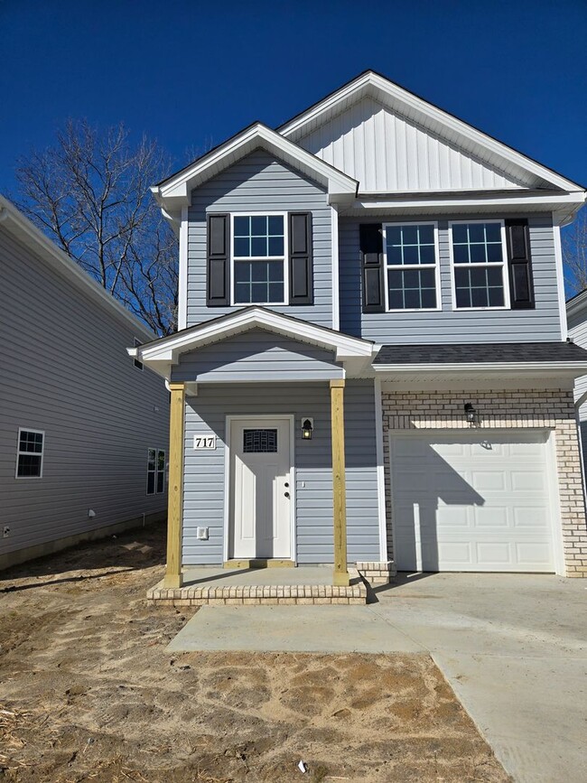 New Construction 4 Bedroom Home - New Construction 4 Bedroom Home