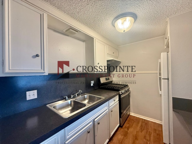 Photo - Tour Today! 1 Bed 1 Bath at Broadway Apartments! All Bills Paid!