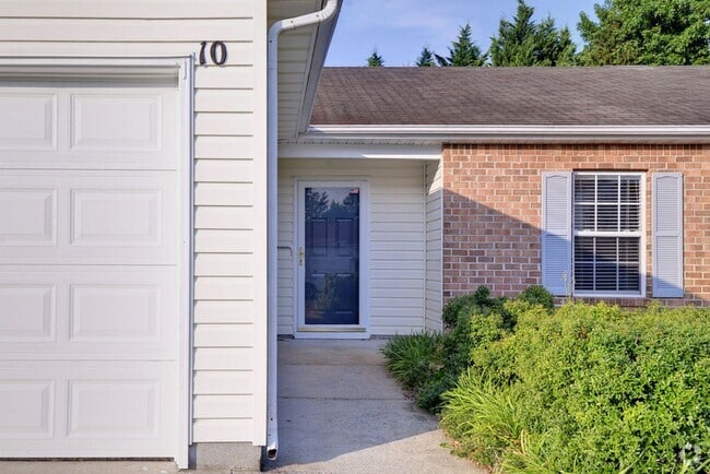 Building Photo - Spacious Rancher in Quiet Cul-de-sac Rental