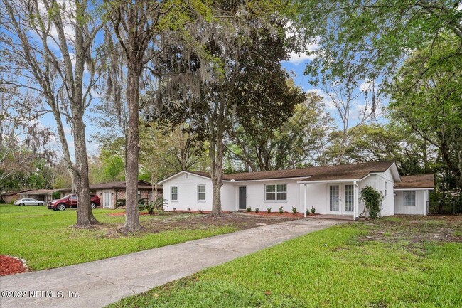 Photo - 1683 Morningside Dr House