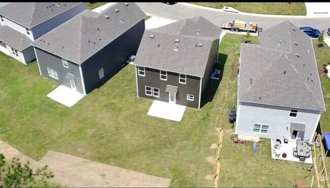Photo - 216 Chelsea Pk Cir House